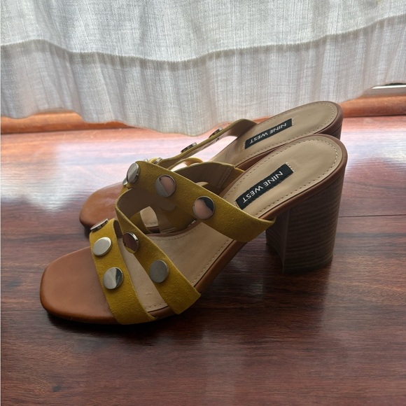 Nine West Yellow Sandals with Geometric Straps - Picture 2 of 2